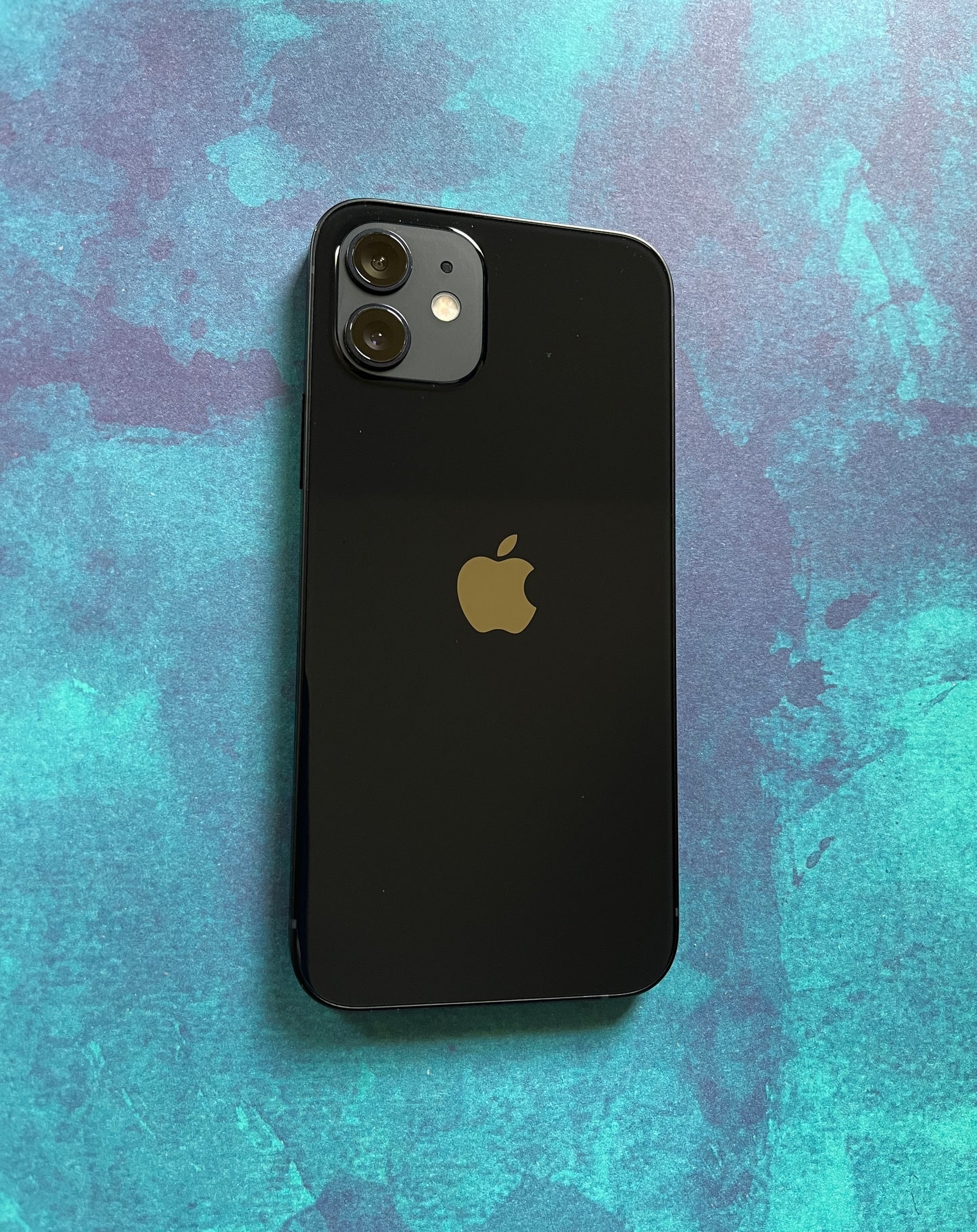 Apple iPhone 12 (A2172) 64GB GSM - Network Unlocked