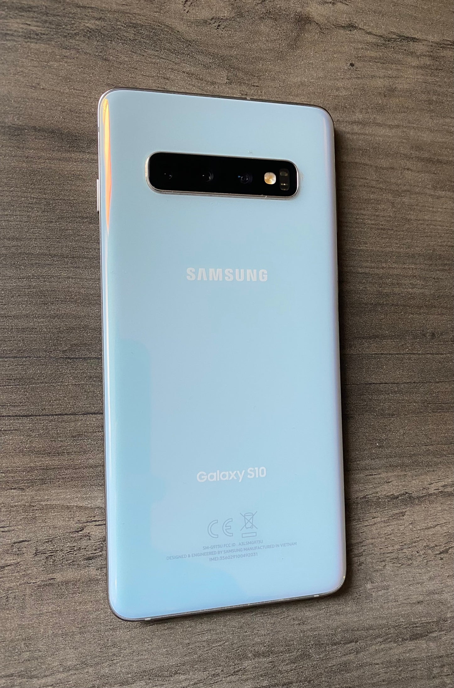 Samsung Galaxy S10 SM-G973U GSM Unlocked - Good Condition (128GB)